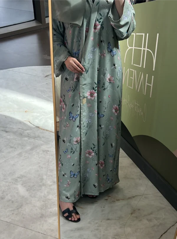 Basic Flowers Butterfly (Green Abaya)