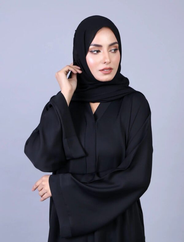Pristine Black Abaya