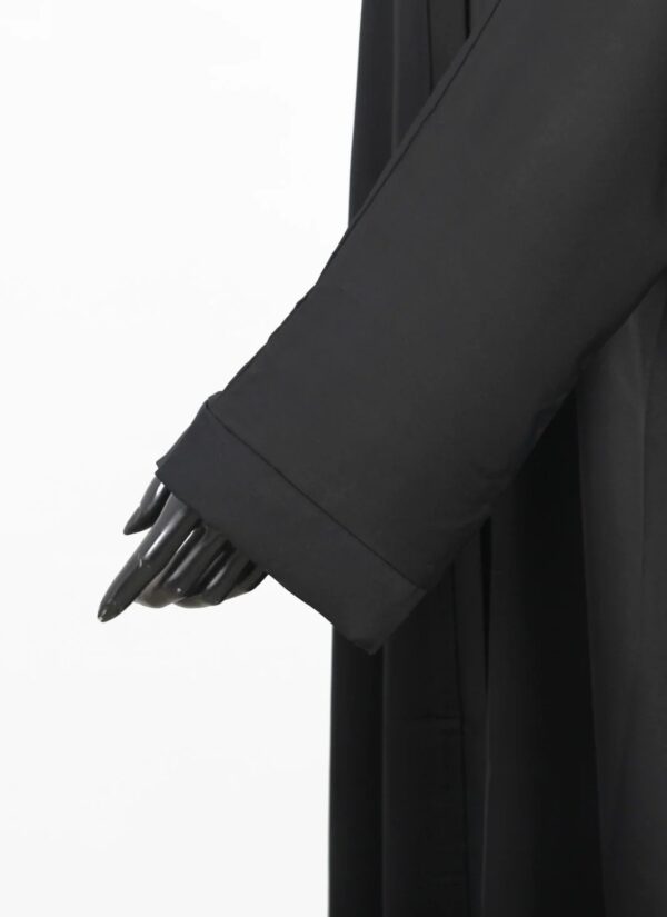 Pristine Black Abaya - Image 6