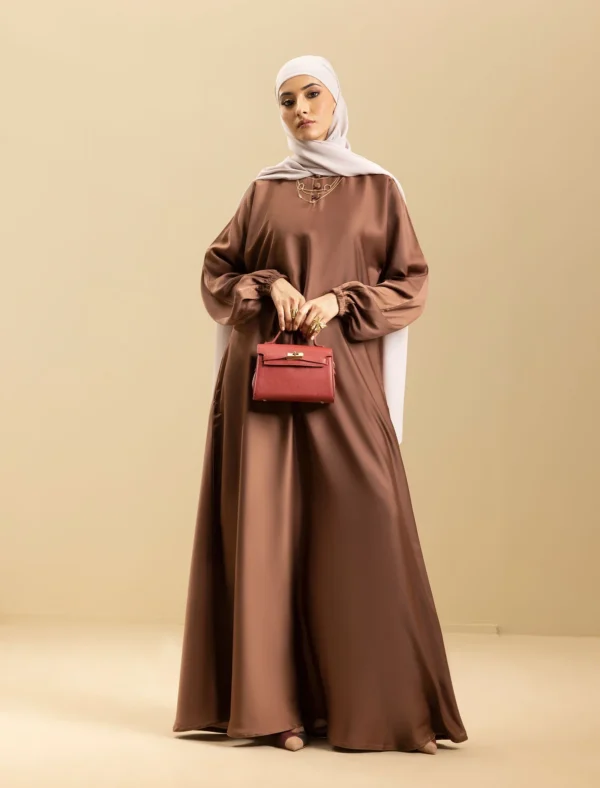 Hazelnut Hues - Image 5