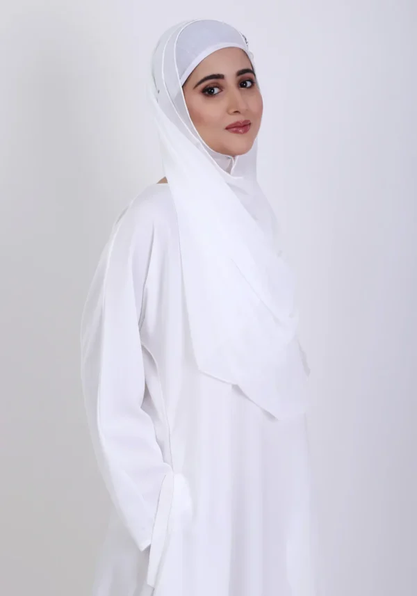 White Basic Front-Closed Abaya - Image 3