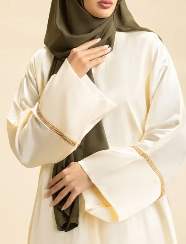 Ivory Grace - Image 2