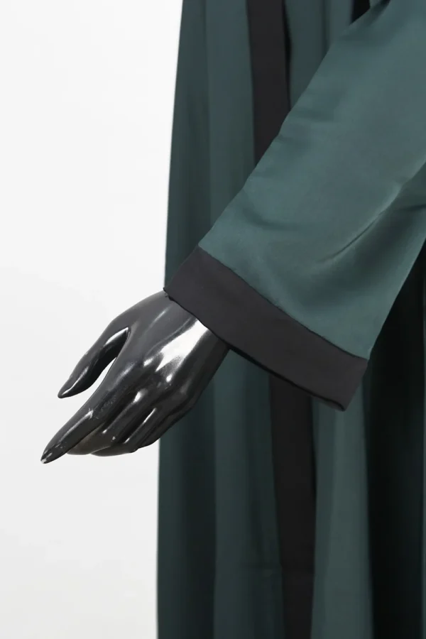 Pristine Green Abaya - Image 5