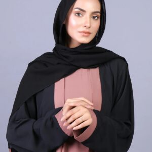 Shanayl Abaya